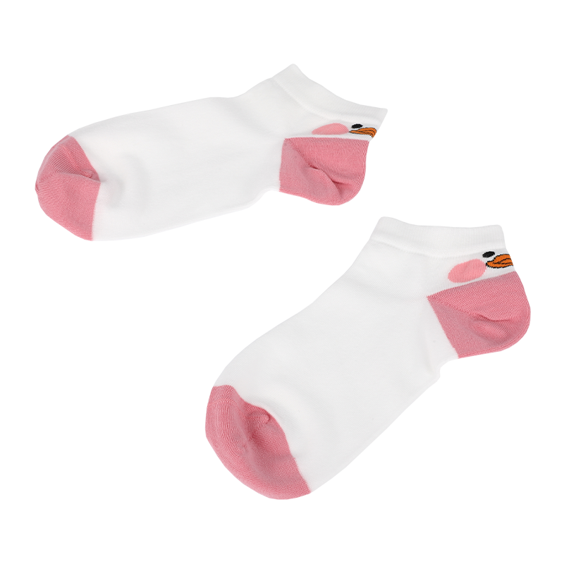 Venta al por mayor, calcetines tobilleros de zapatillas de deporte de corte bajo para mujer a bajo precio personalizados con lindos dibujos animados estampados sobre el talón