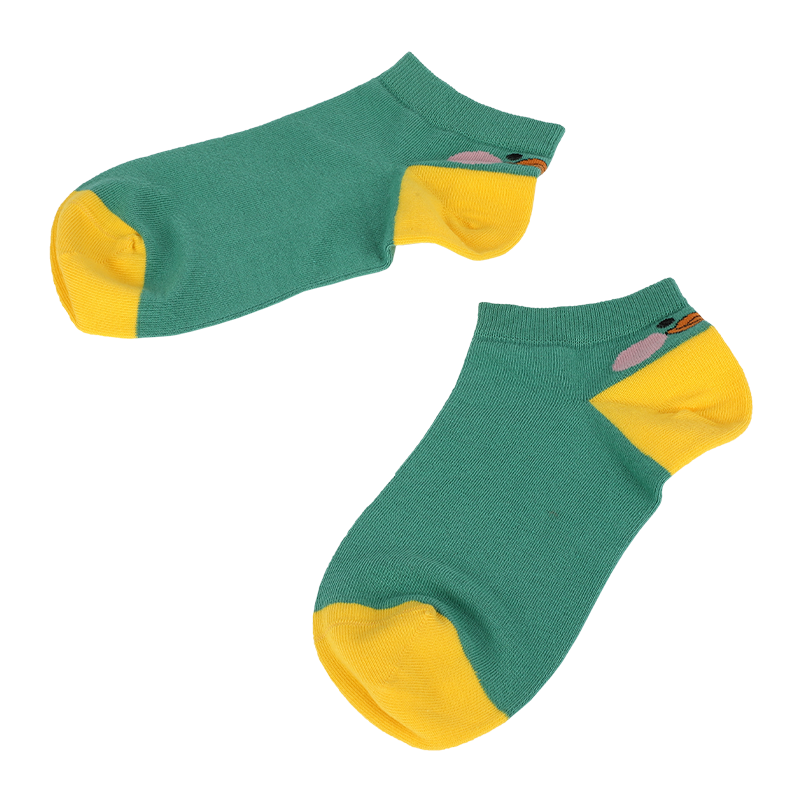 Venta al por mayor, calcetines tobilleros de zapatillas de deporte de corte bajo para mujer a bajo precio personalizados con lindos dibujos animados estampados sobre el talón