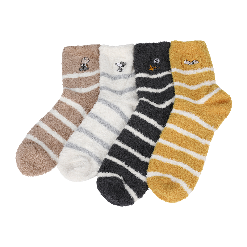 Calcetines de suelo interior borrosos cálidos térmicos de invierno de calibre bajo borrosos de lana de plumas con logotipo personalizado con bordado