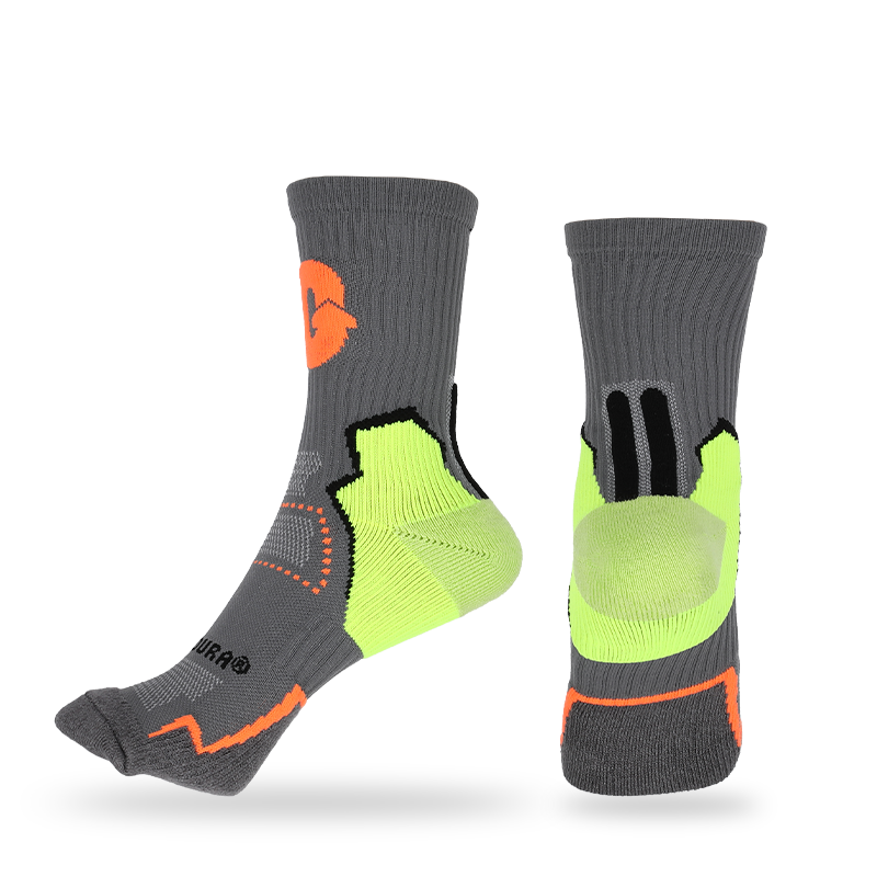 Calcetines atléticos de rizo/pila con cojín gratuito con tecnología de sujeción, soporte para el arco y diseño de malla transpirable