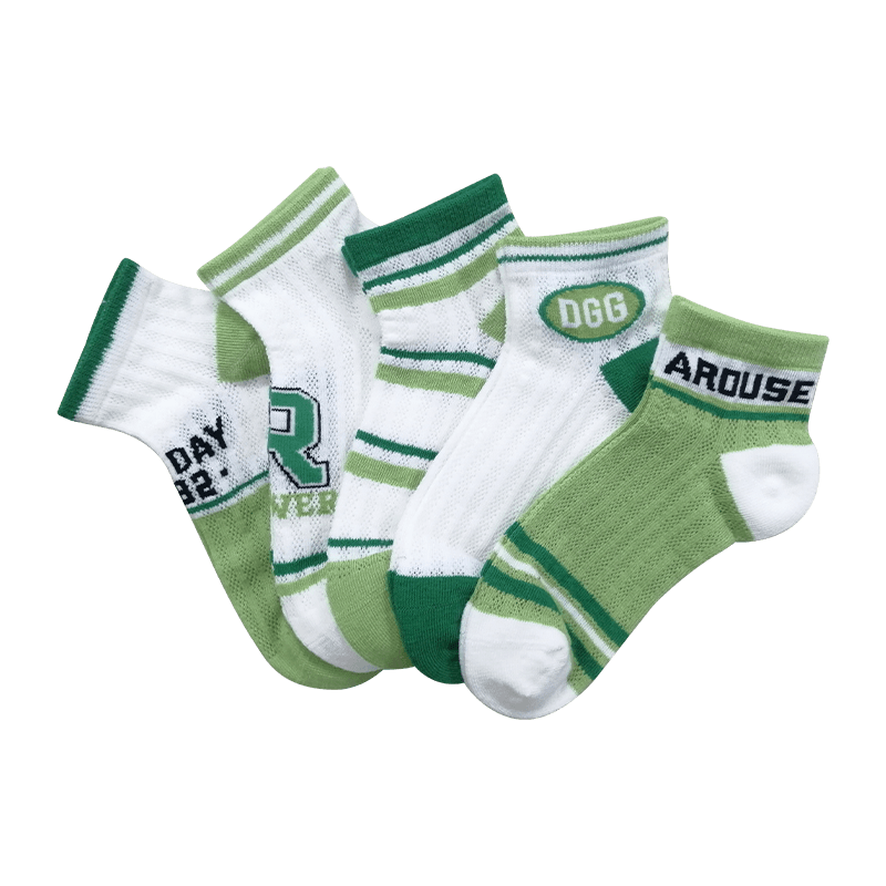 Calcetines finos transpirables para niños de malla dulce y encantadora de la temporada de verano